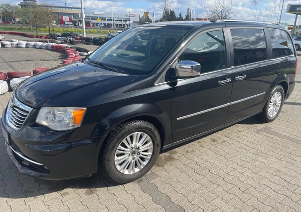 Lancia Voyager cena 53500 przebieg: 210000, rok produkcji 2013 z Warszawa małe 137